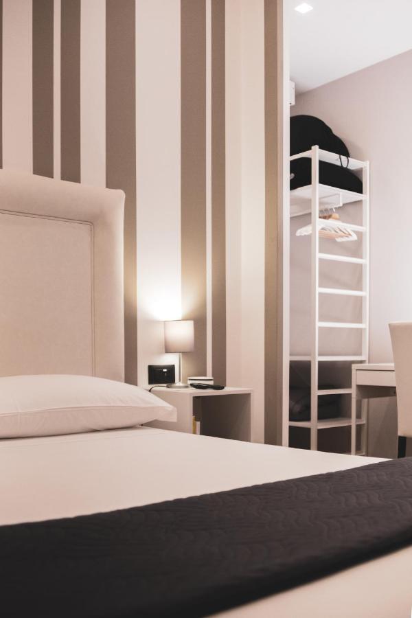 Residenze Cassoli - Lamezia Centro 拉默齐亚泰尔默 外观 照片